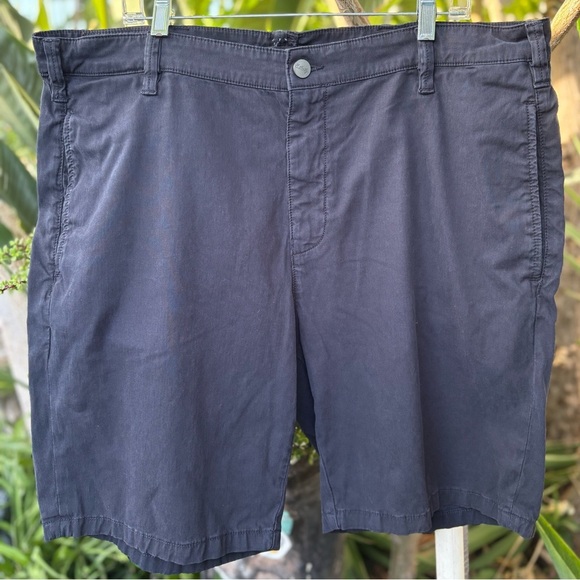 34 Heritage Nevada Straight Chino Shorts in Navy Soft Touch Size:40 - Picture 3 of 13